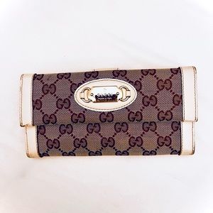 Gucci Beige GG Wallet